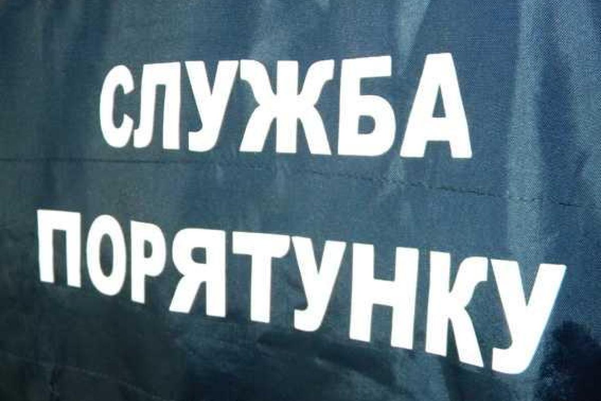 Спастели Хмельнитчины освободили мужчину, руку которого затянуло в электролебедку Спастели Хмельнитчины освободили мужчину, руку которого затянуло в электролебедку