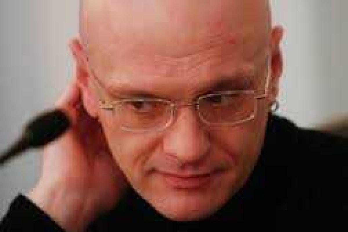 Российского актера Девотченко спешно кремировали, - правозащитница Российского актера Девотченко спешно кремировали, - правозащитница