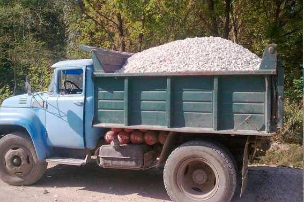 На Львовщине остановили незаконную добычу гравия На Львовщине остановили незаконную добычу гравия