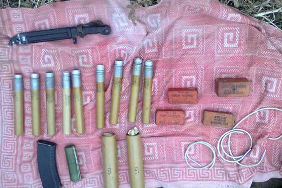 На Херсонщине у наркозависимого изъяли 1 кг тротила с детонаторами На Херсонщине у наркозависимого изъяли 1 кг тротила с детонаторами