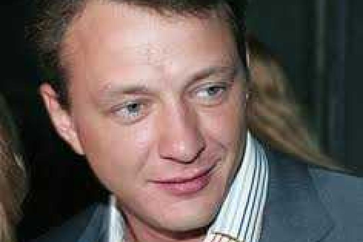 Марат Башаров не хочет давать развод "любимой" жене Марат Башаров не хочет давать развод "любимой" жене