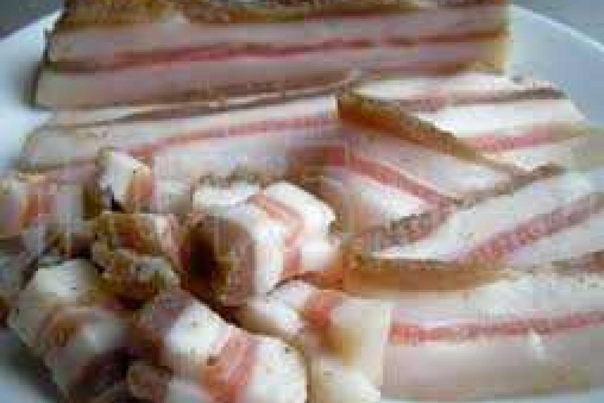 В ЛНР украинское сало и мясо признали наркотиком
