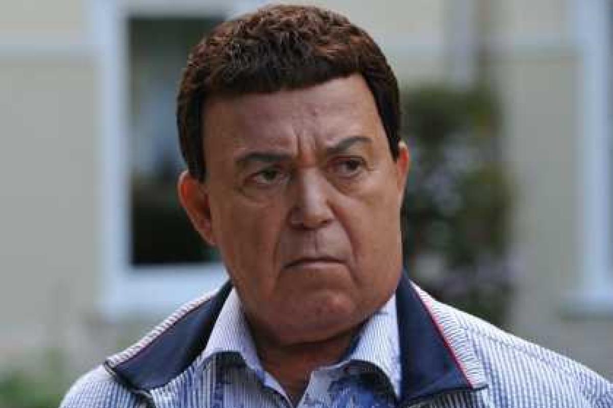 Кобзон 2 раза в жизни бил людей Кобзон 2 раза в жизни бил людей