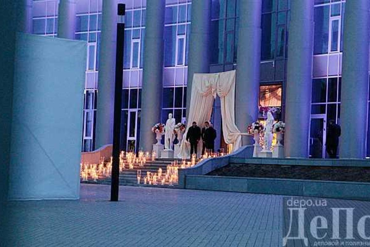 Как Тимошенко прятала от страны пир во время войны Как Тимошенко прятала от страны пир во время войны