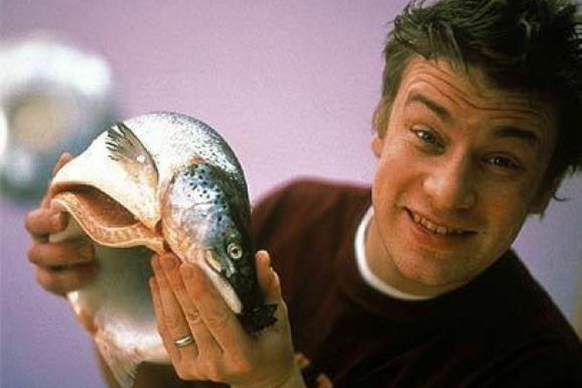 Знаменитый повар Джейми Оливер обжег свой половой орган во время приготовления ужина Знаменитый повар Джейми Оливер обжег свой половой орган во время приготовления ужина