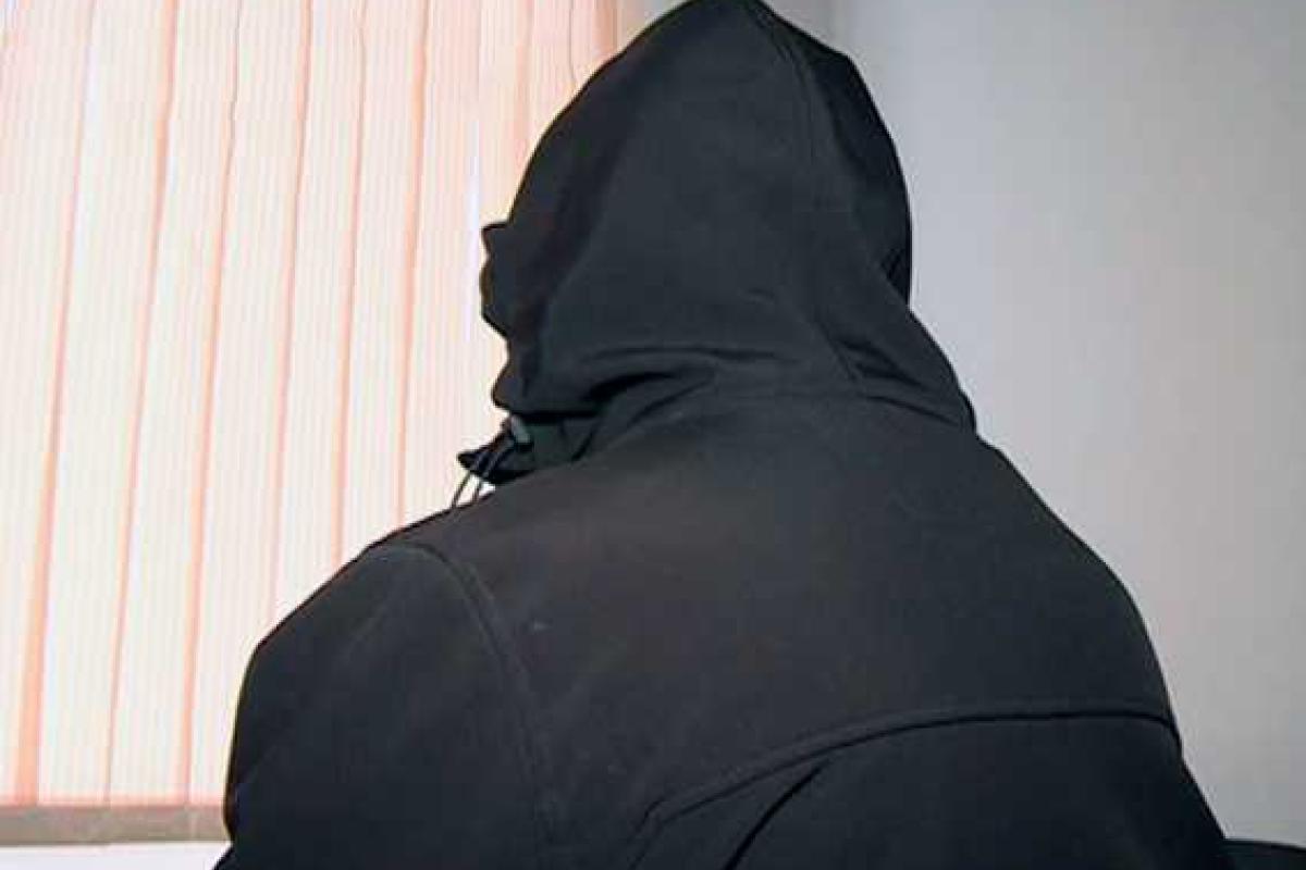 Житель Житомира с ножом вымогал деньги у бывшего босса Житель Житомира с ножом вымогал деньги у бывшего босса