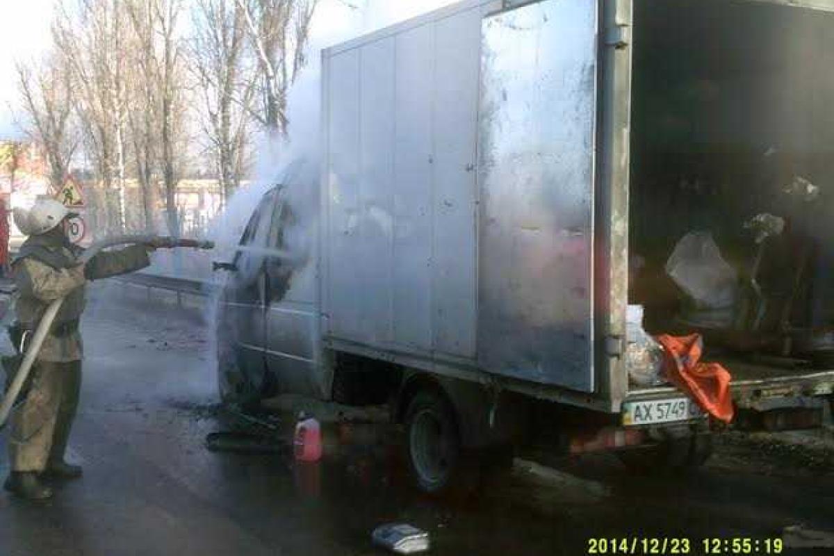 На трассе Киев - Одесса спасатели ликвидировали возгорание   автомобиля