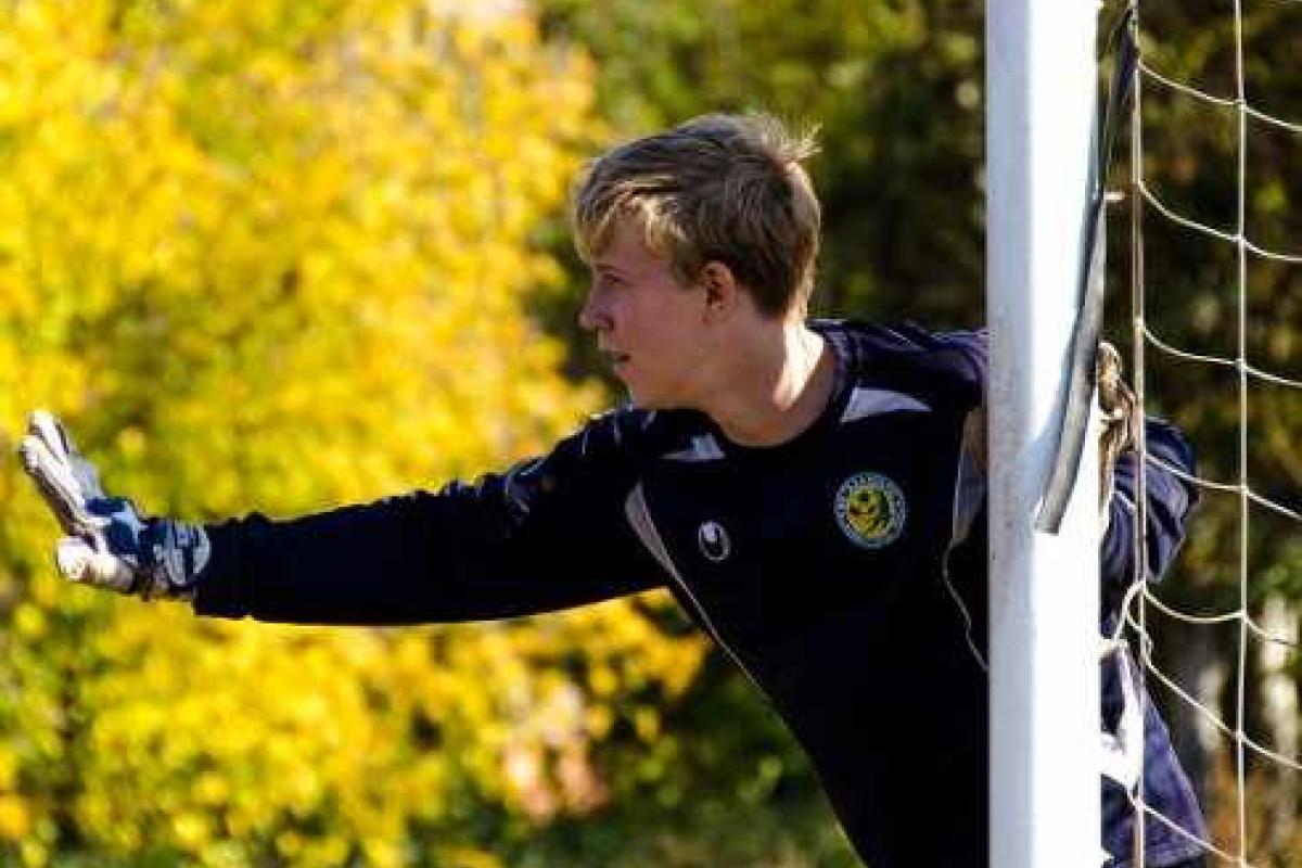 В сети появилась песня о краматорском голкипере, которого убили террористы В сети появилась песня о краматорском голкипере, которого убили террористы