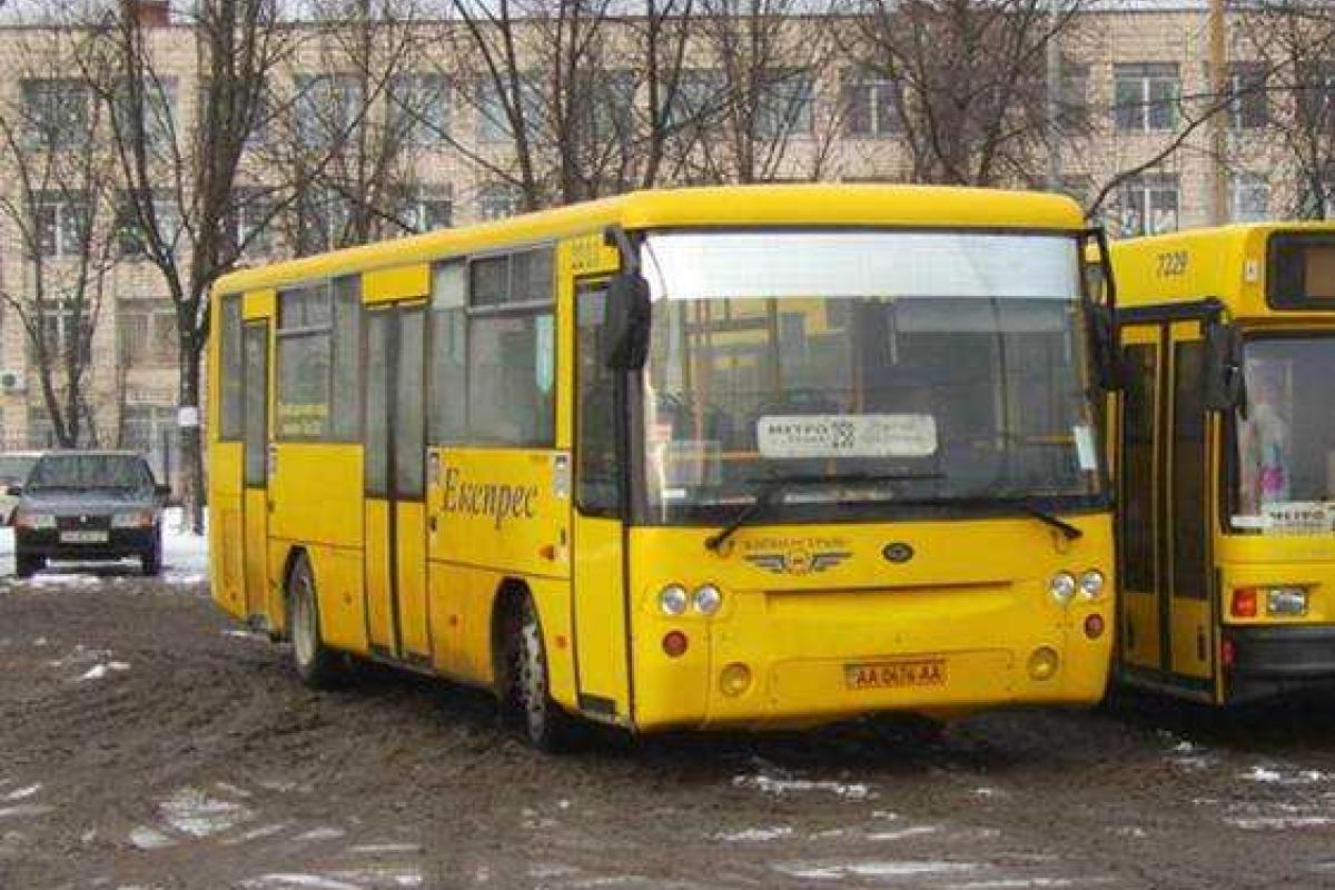 В Киеве задержан грабитель, забравший выручку у водителя маршрутки В Киеве задержан грабитель, забравший выручку у водителя маршрутки