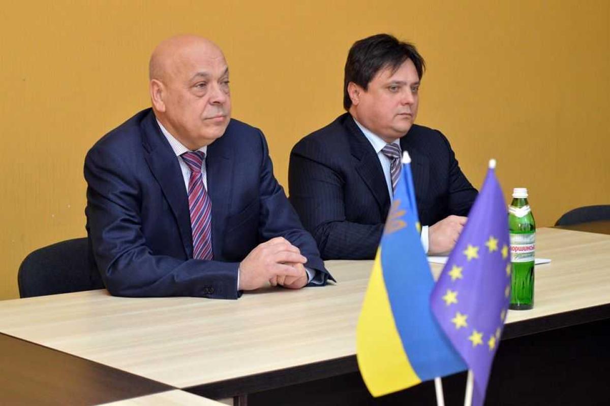 Геннадий Москаль встретился с представителями ПАСЕ Геннадий Москаль встретился с представителями ПАСЕ