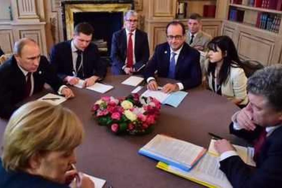 Главы государств "нормандской четверки" по телефону договорились о встрече в Минске 11 февраля - АП Главы государств "нормандской четверки" по телефону договорились о встрече в Минске 11 февраля - АП