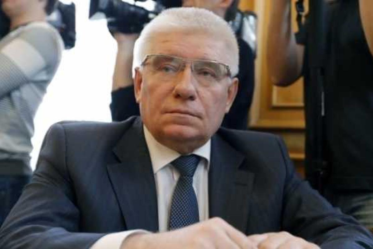 Чечетов останется под стражей до 14 апреля Чечетов останется под стражей до 14 апреля