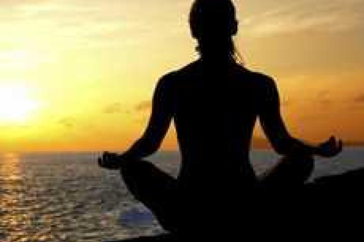 Медитация поможет справиться с бессонницей Медитация поможет справиться с бессонницей