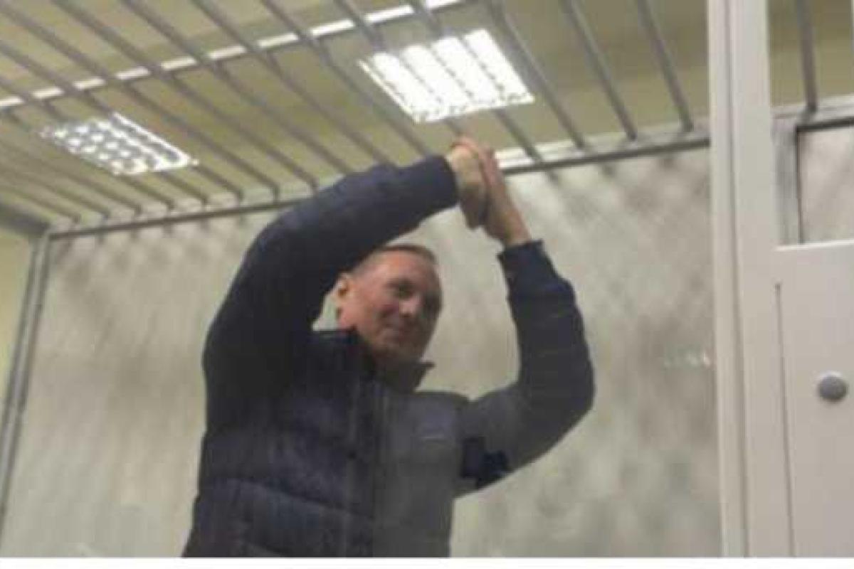 Ефремова оставили под стражей до 14 апреля Ефремова оставили под стражей до 14 апреля