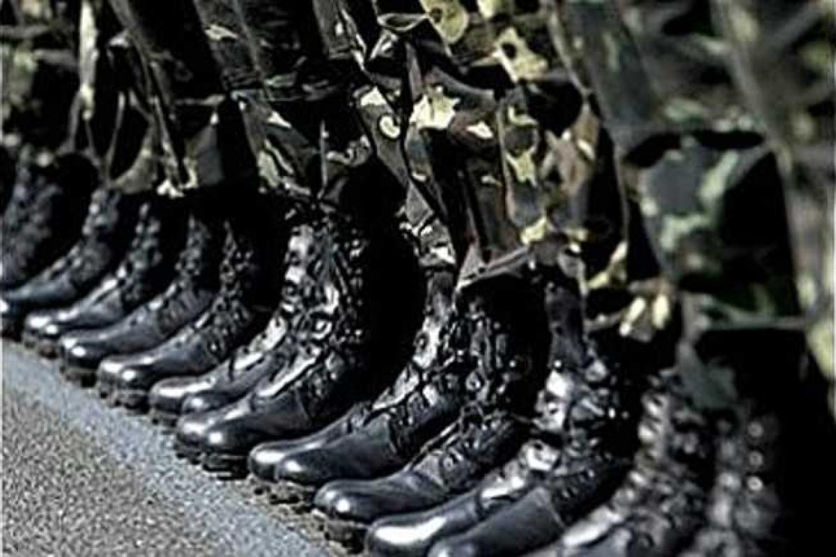 Порошенко определил сроки проведения призывов и увольнения в запас военнослужащих Порошенко определил сроки проведения призывов и увольнения в запас военнослужащих