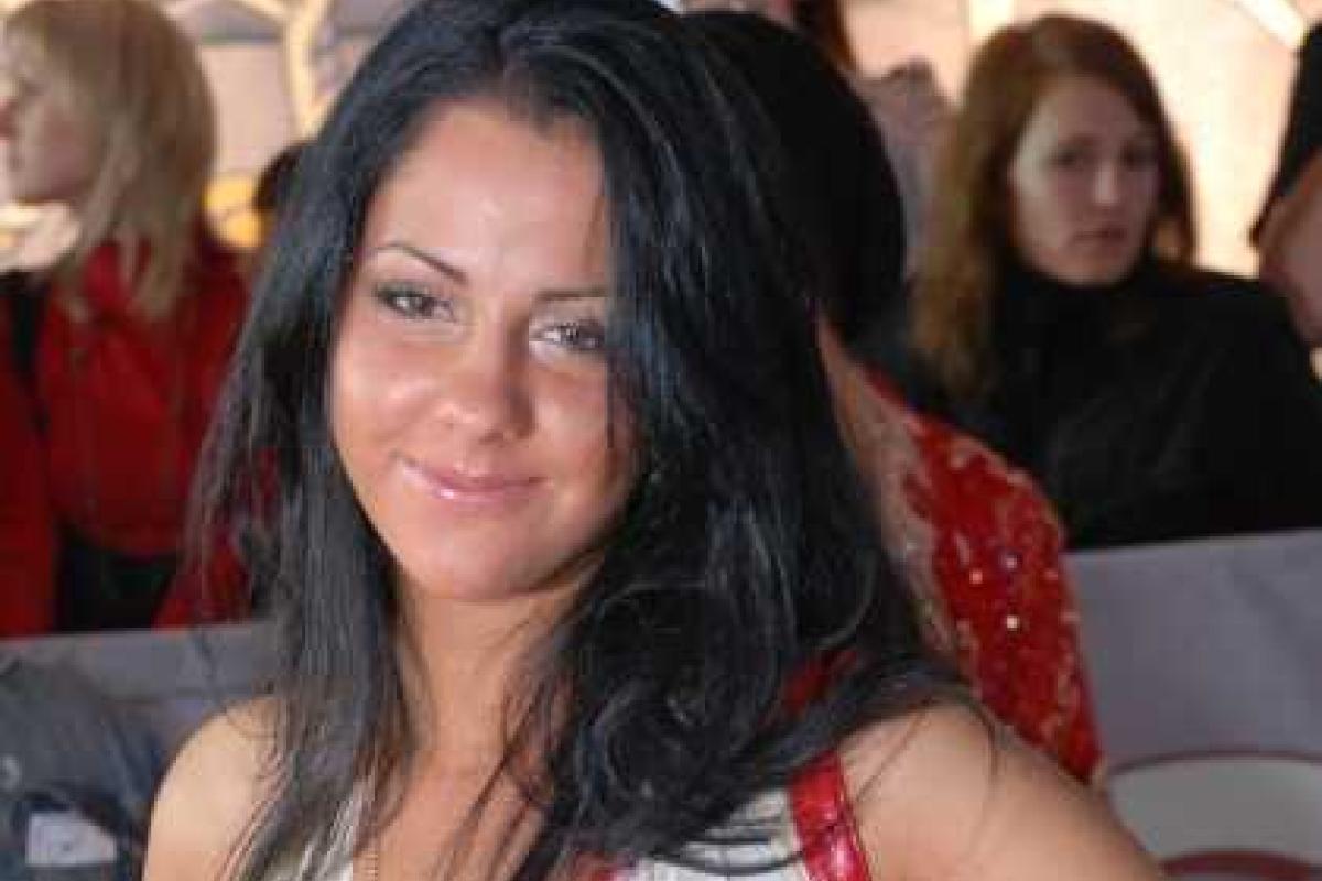 Елена Беркова улетает к новому партнеру Елена Беркова улетает к новому партнеру