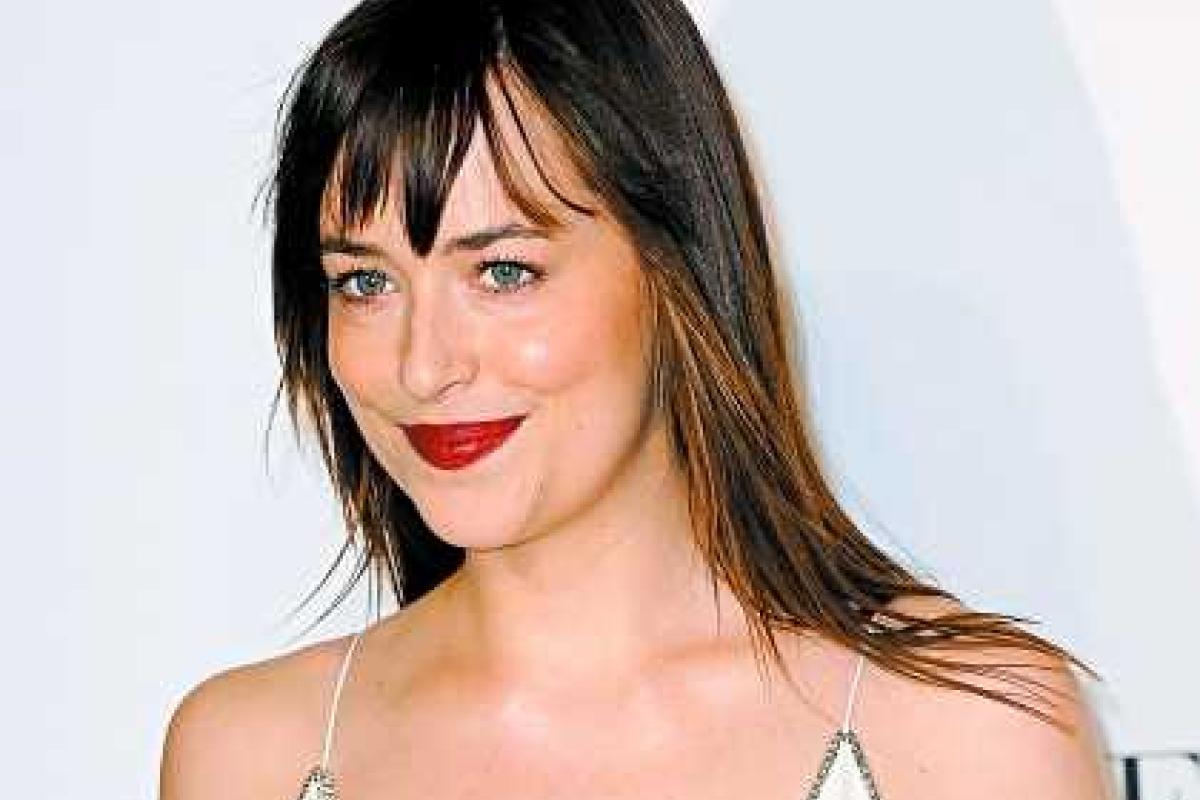 50 оттенков серого: Дакота Джонсон не может выйти из скандальной роли 50 оттенков серого: Дакота Джонсон не может выйти из скандальной роли