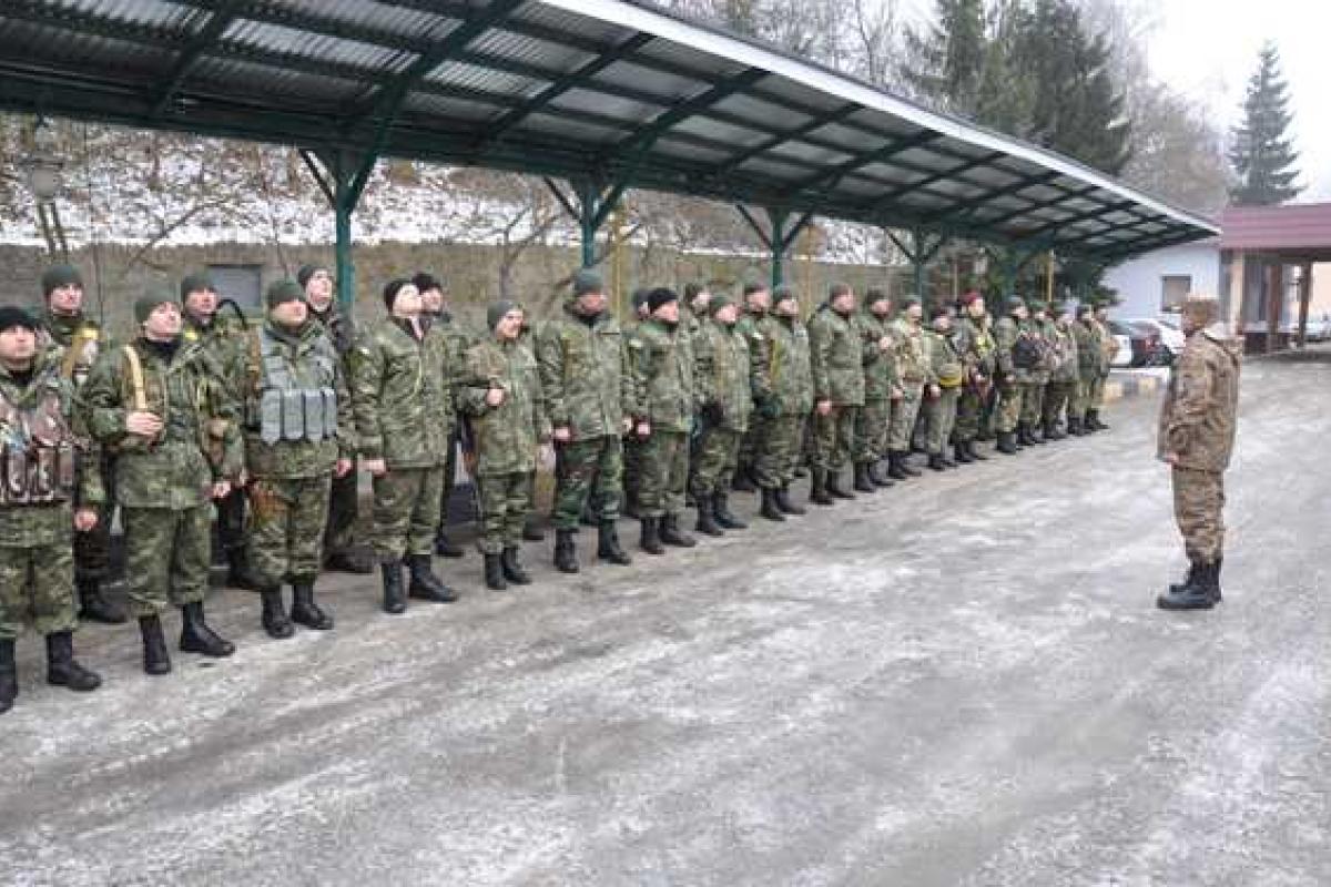 Тернопольские милиционеры вернулись с Востока Тернопольские милиционеры вернулись с Востока