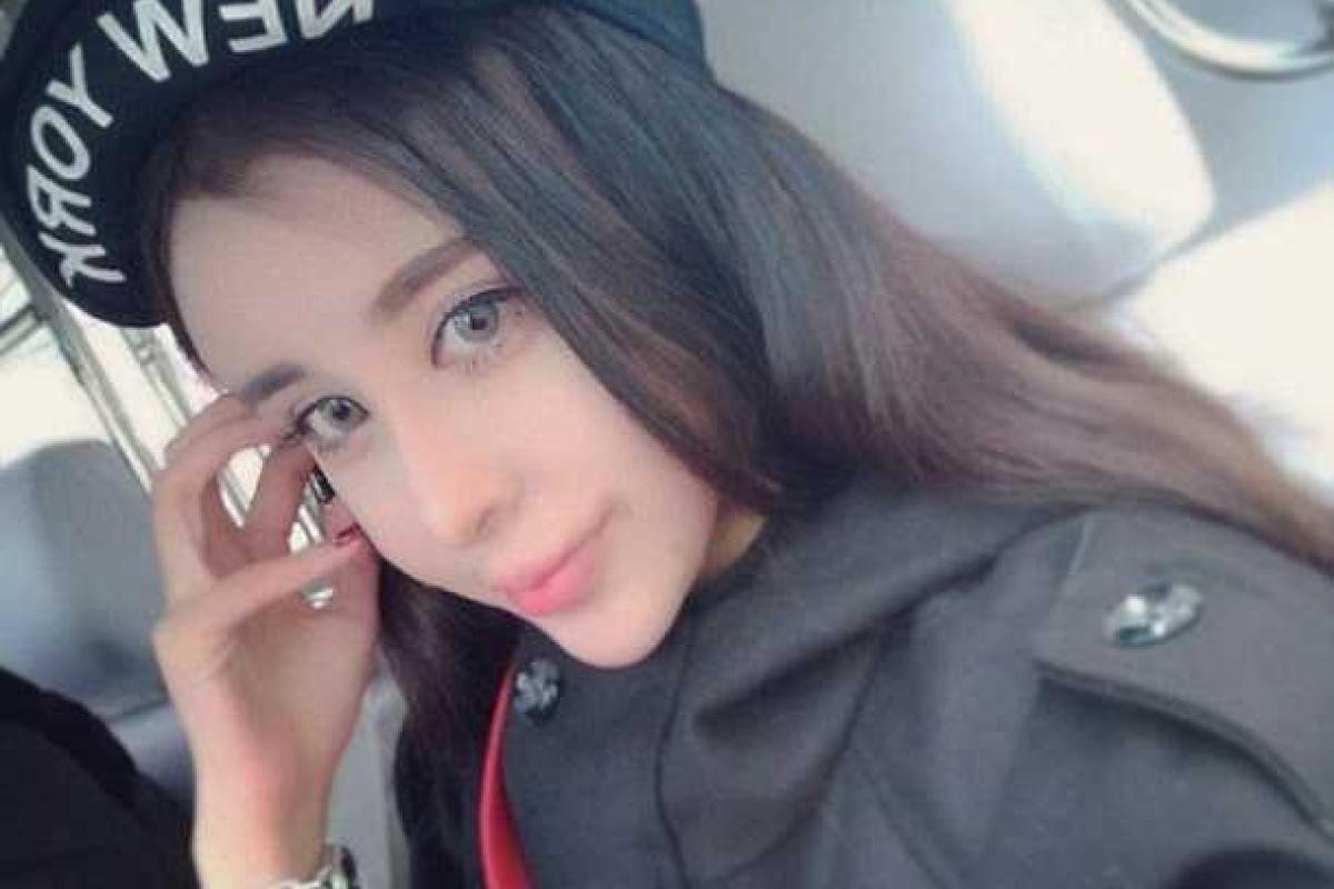 15 летняя китаянка "слишком красива, чтобы на нее смотреть" 15 летняя китаянка "слишком красива, чтобы на нее смотреть"