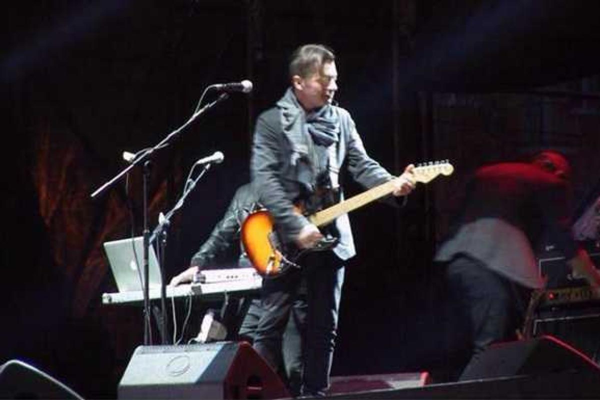 В Луганске выступили забытые российские псевдорокеры В Луганске выступили забытые российские псевдорокеры