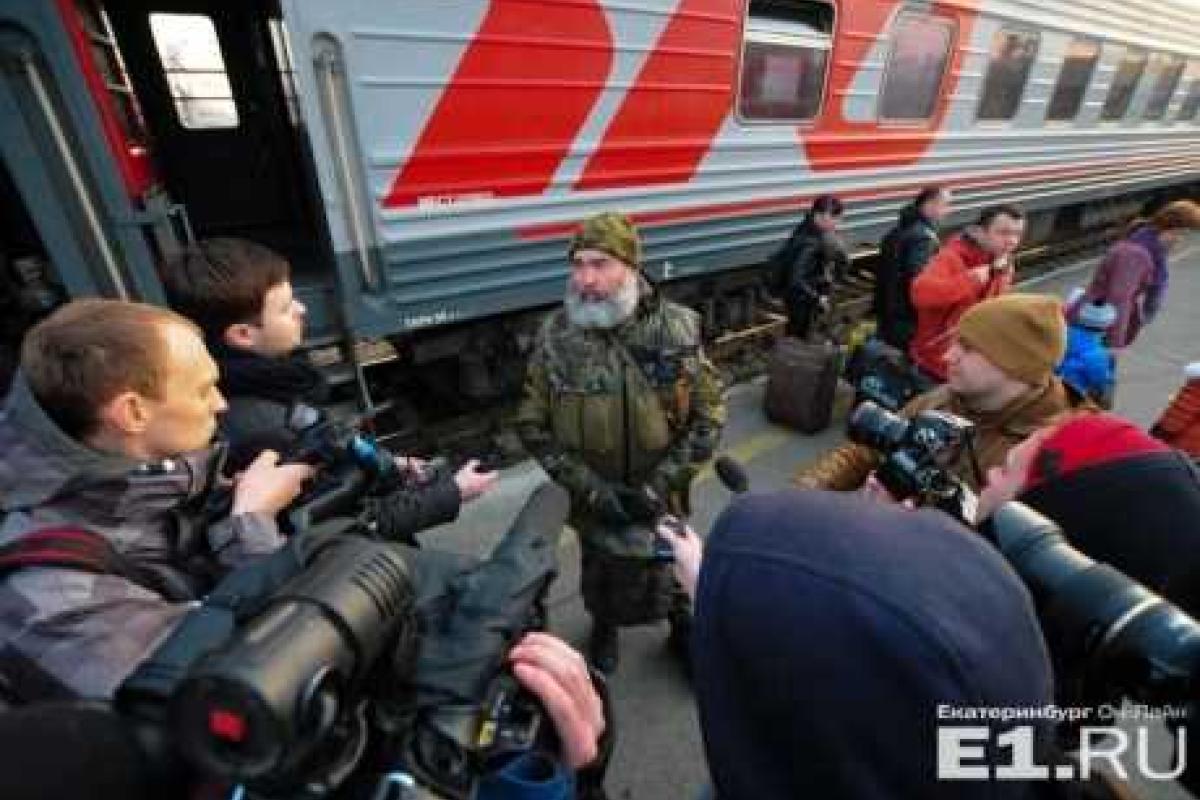 Российские добровольцы разочаровались в двуличном руководстве "ЛНР" Российские добровольцы разочаровались в двуличном руководстве "ЛНР"