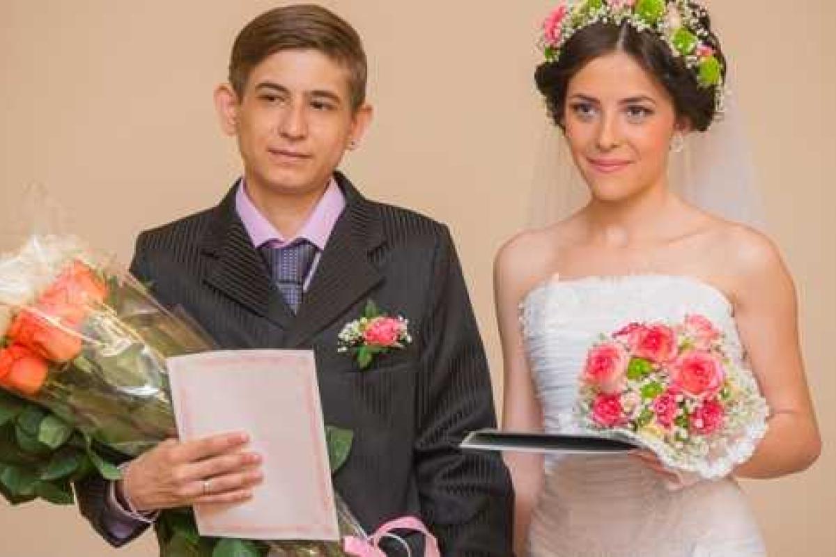 В Харькове состоялась свадьба переселенцев В Харькове состоялась свадьба переселенцев