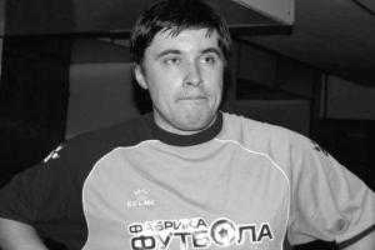 Матчи Чемпионата Украины начнутся с минуты молчания Матчи Чемпионата Украины начнутся с минуты молчания