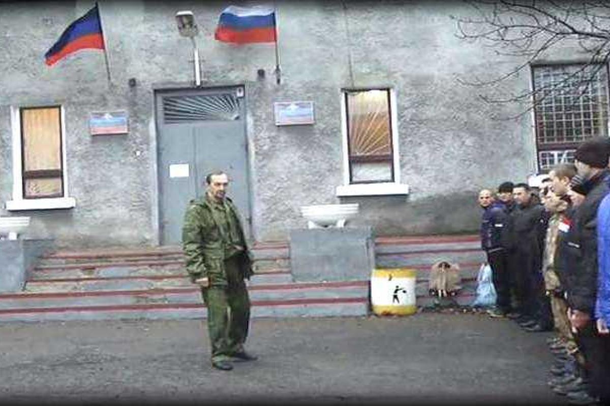 Как в «ДНР» горловский «военком» проводит мобилизацию