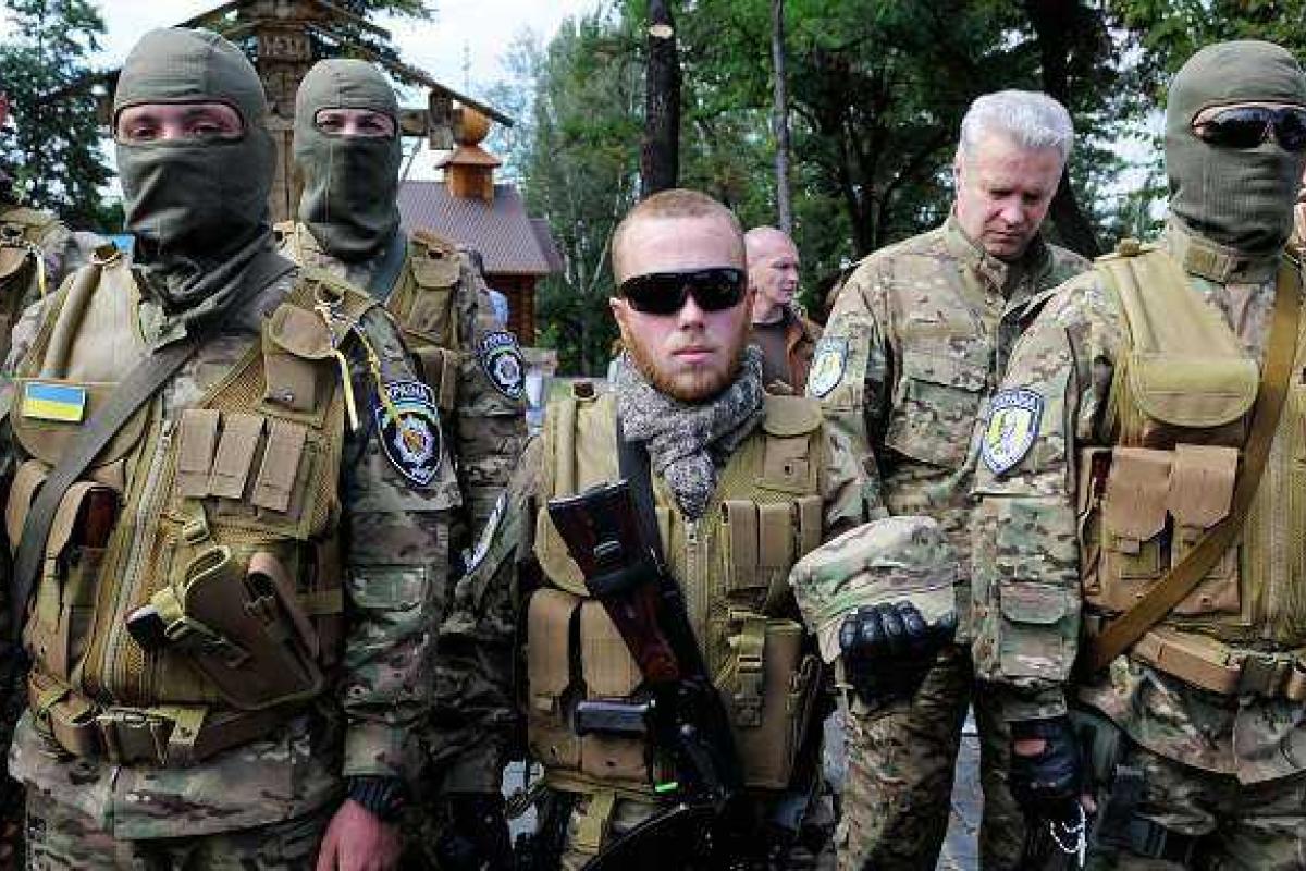 Террористы в Широкино заминировали тело инструктора «Азова» Террористы в Широкино заминировали тело инструктора «Азова»