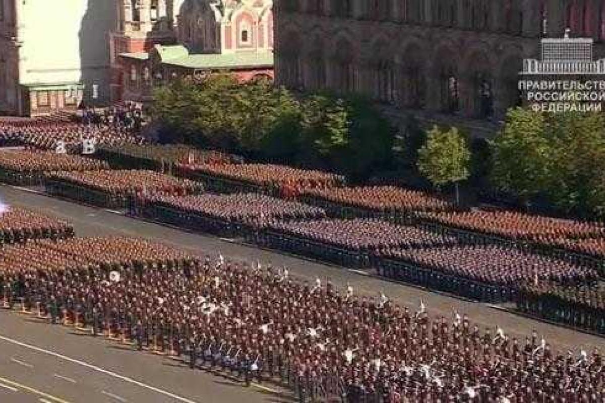 Автор хитов Пугачевой написала песню "Армия Путина" Автор хитов Пугачевой написала песню "Армия Путина"