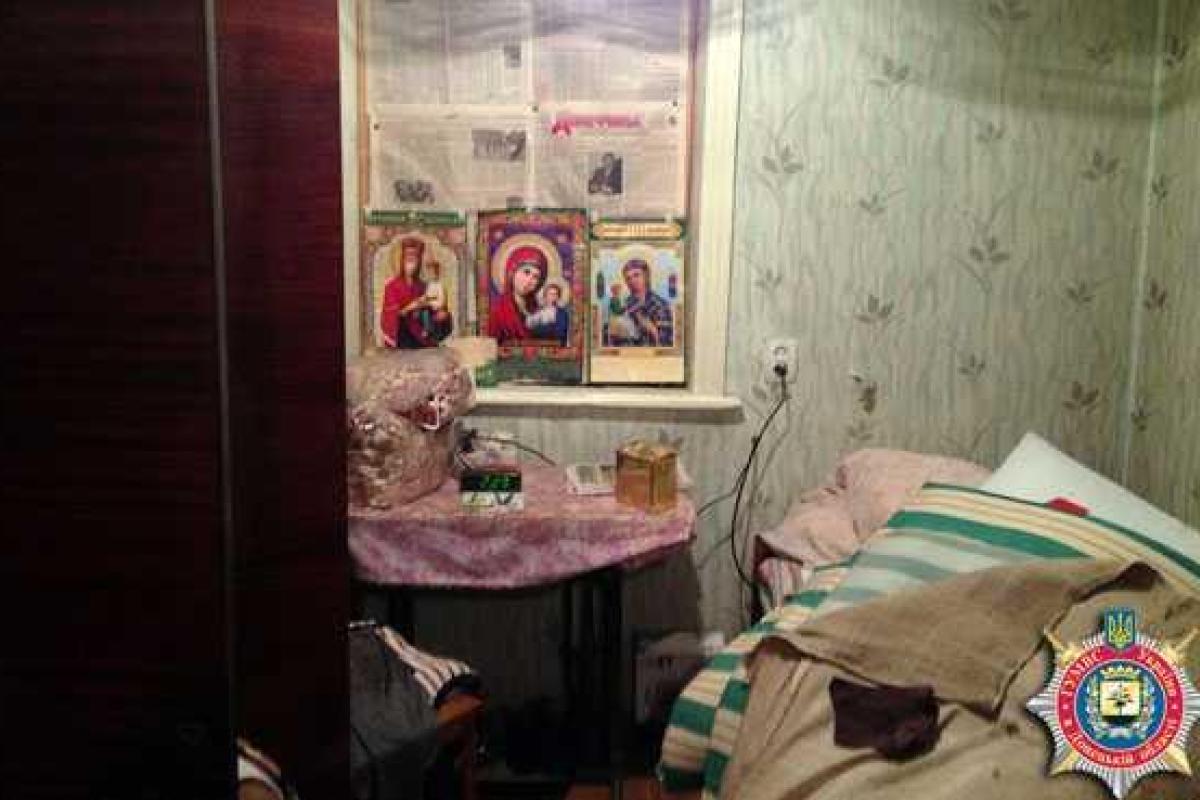 На Донетчине 19-летний злоумышленник лишил жизни пенсионерку