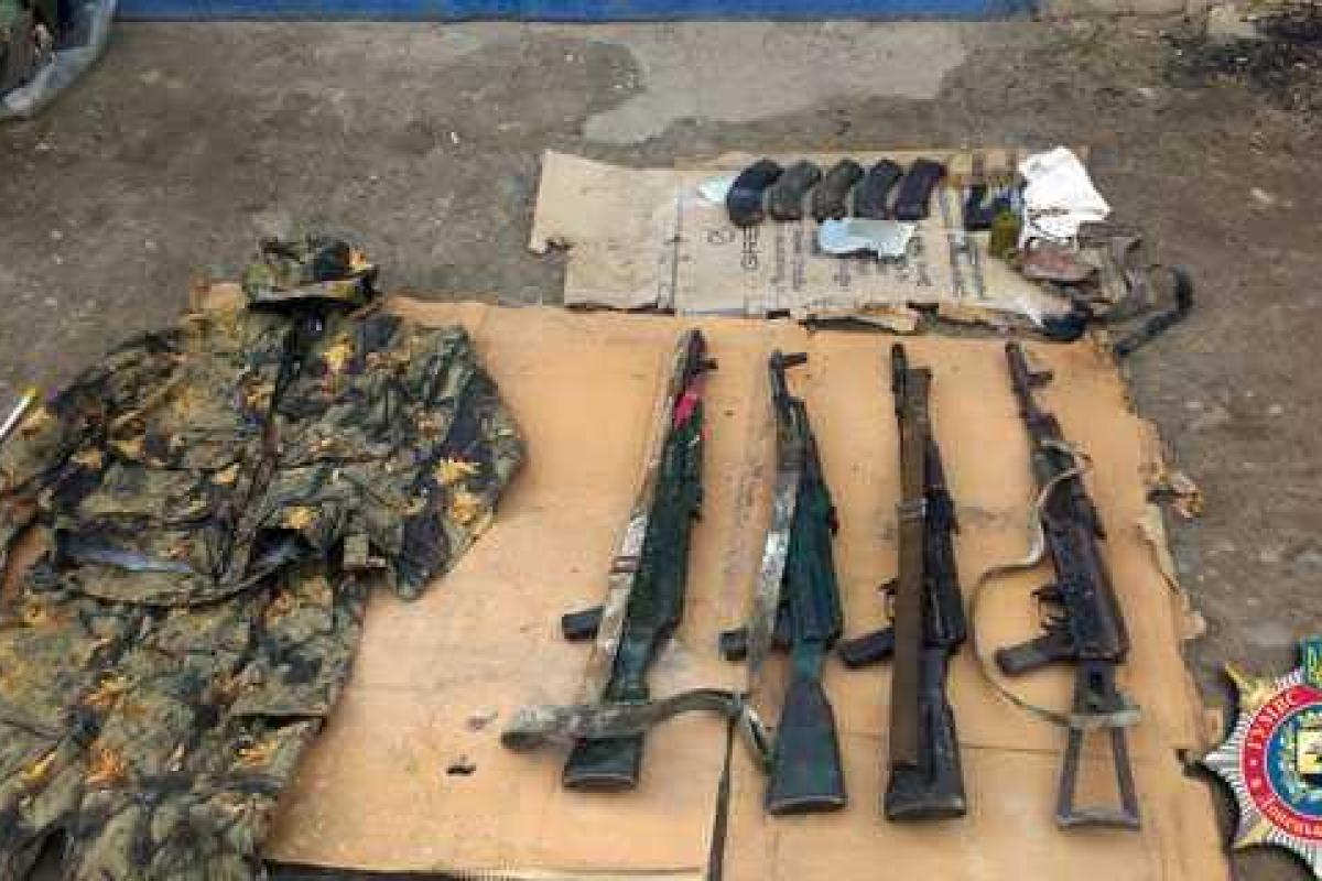 В Донецкой области изъяли арсенал оружия и боеприпасов В Донецкой области изъяли арсенал оружия и боеприпасов