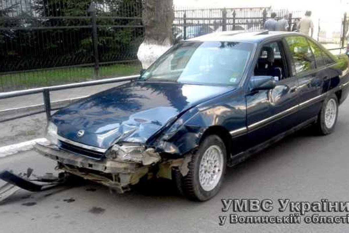 В Луцке у пьяного виновника ДТП изъяли пистолет В Луцке у пьяного виновника ДТП изъяли пистолет