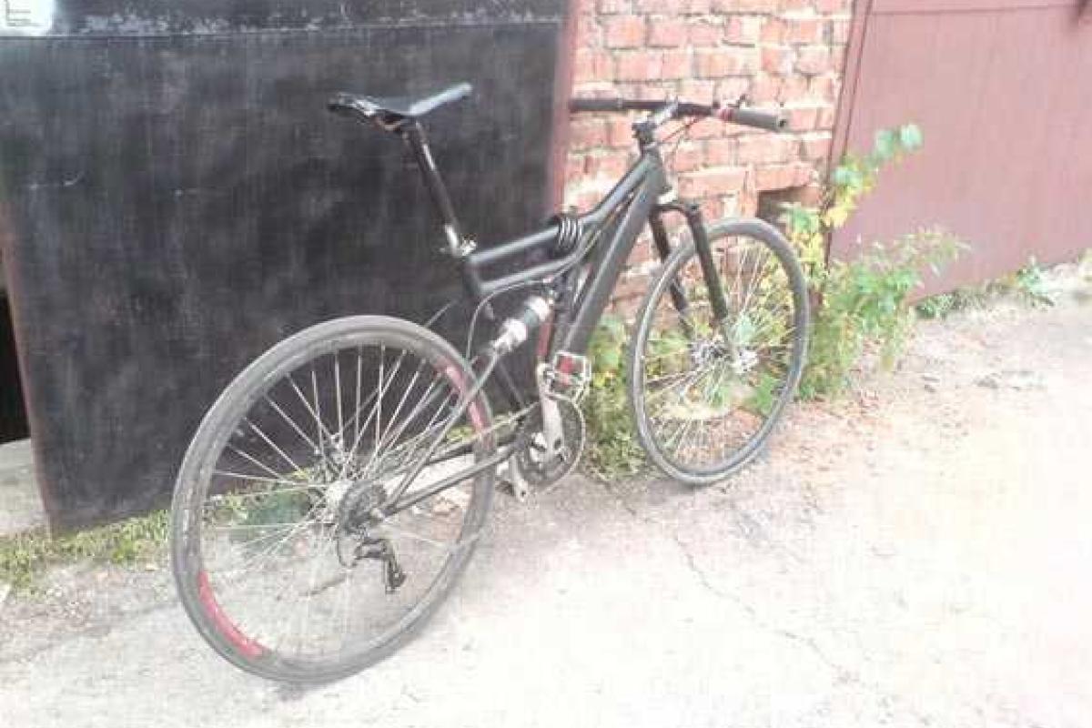 Житель Харьковщины отобрал велосипед у мальчика