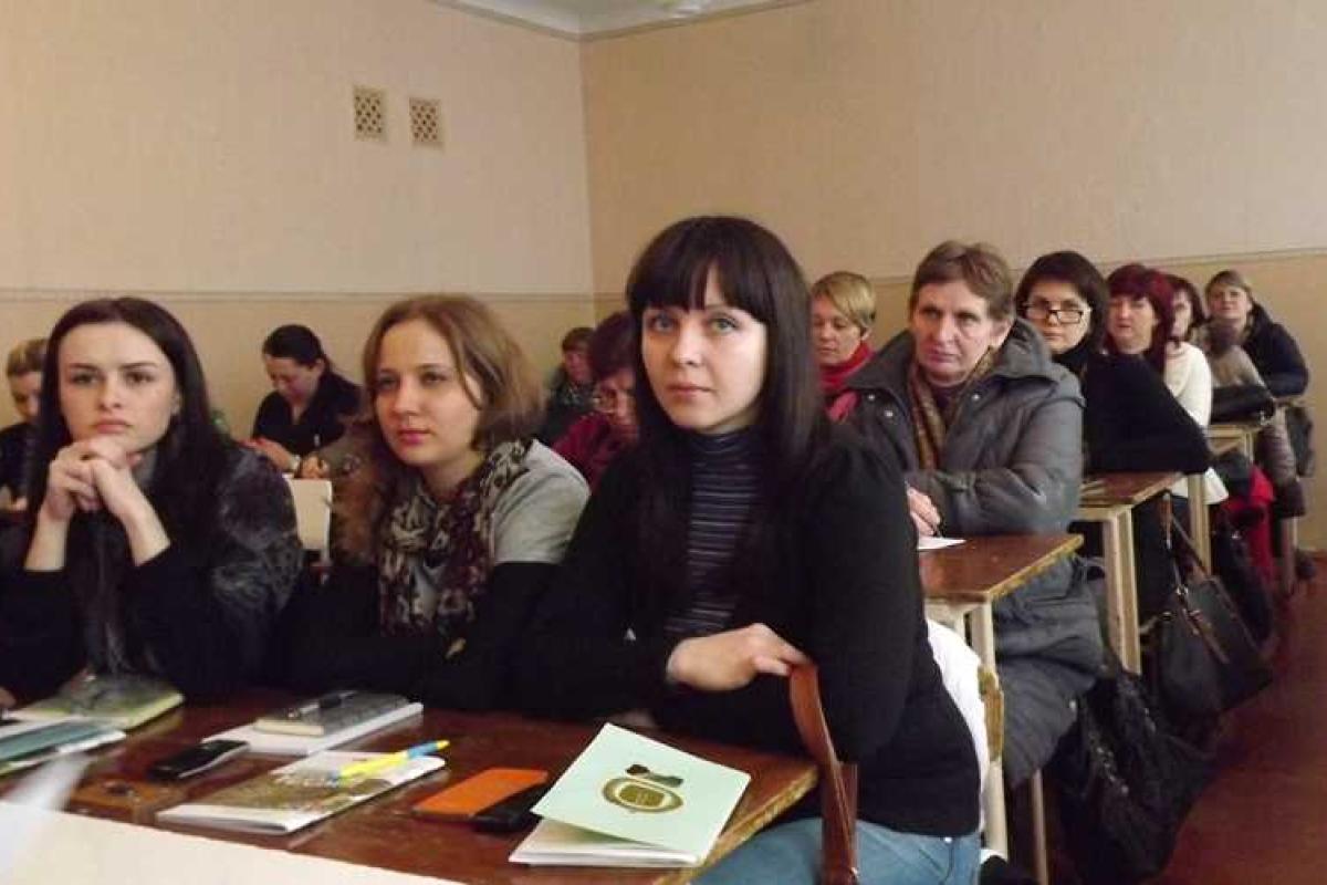 Психологи и социальные педагоги Луганщины учились преодолевать стресс Психологи и социальные педагоги Луганщины учились преодолевать стресс