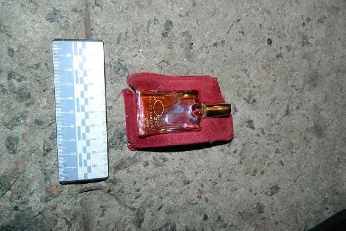 В Киеве милиционеры вернули пенсионерке ее имущество В Киеве милиционеры вернули пенсионерке ее имущество