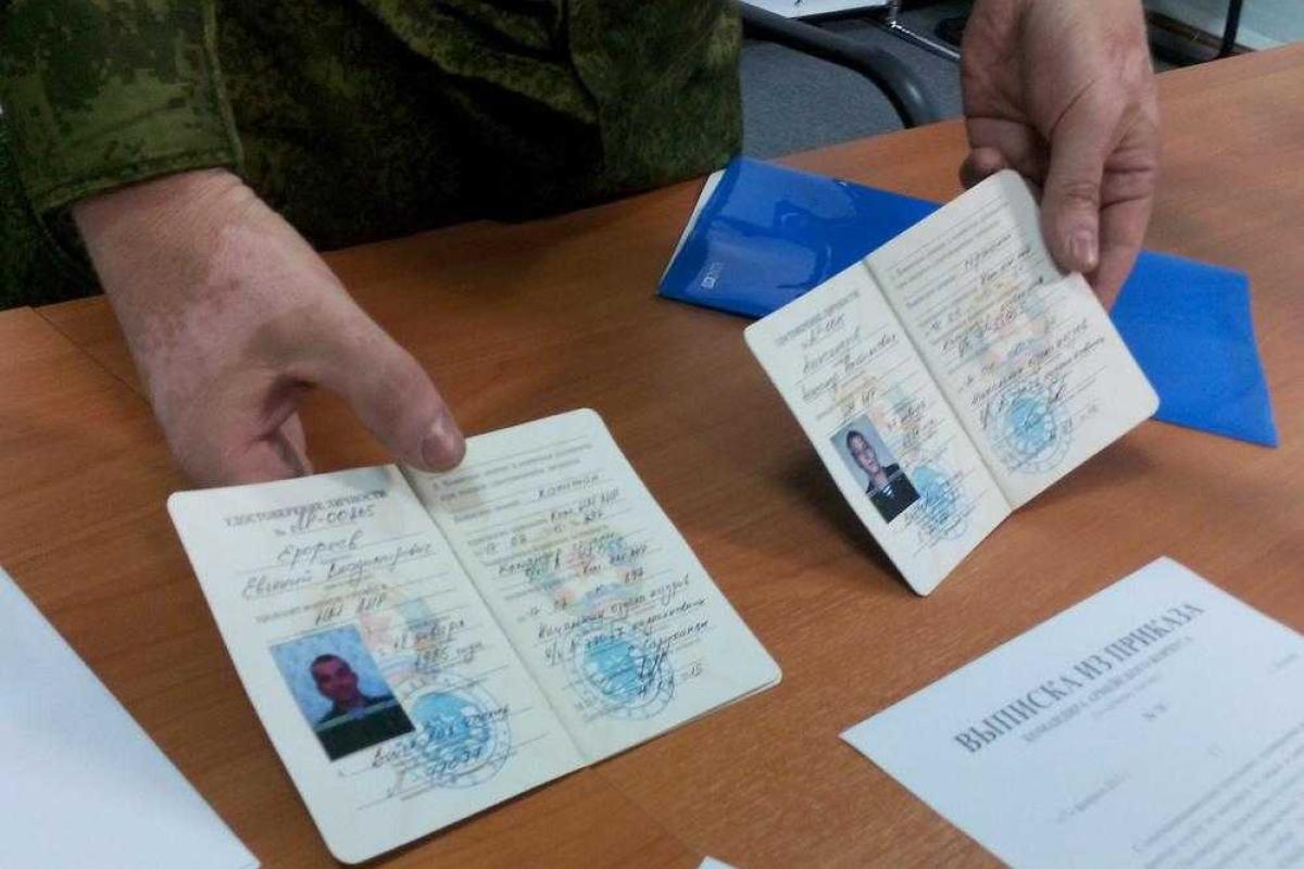 Командир 92-й бригады рассказал, как задерживали бойцов российского спецназа под Счастьем Командир 92-й бригады рассказал, как задерживали бойцов российского спецназа под Счастьем