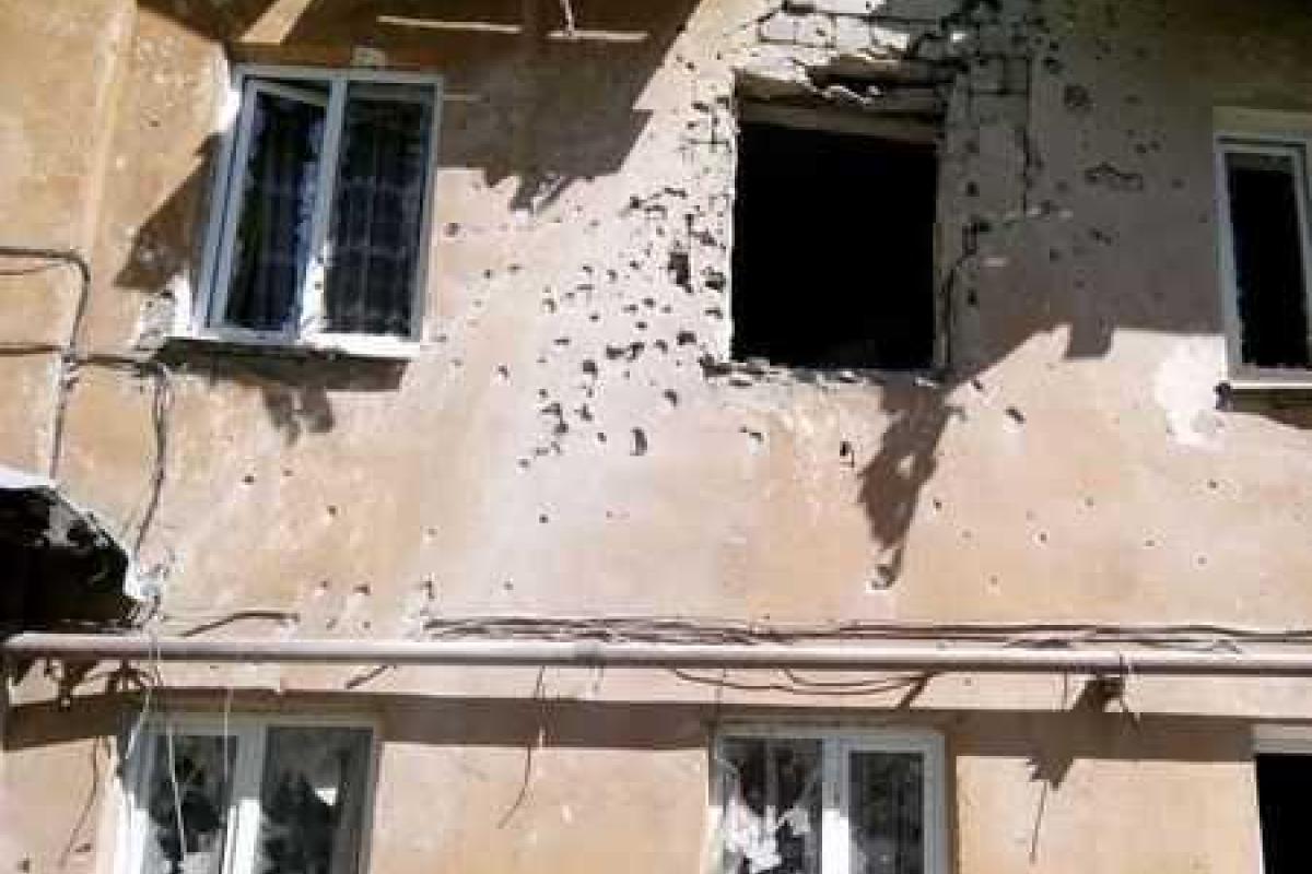 Новые фото разрушений в Донецке Новые фото разрушений в Донецке