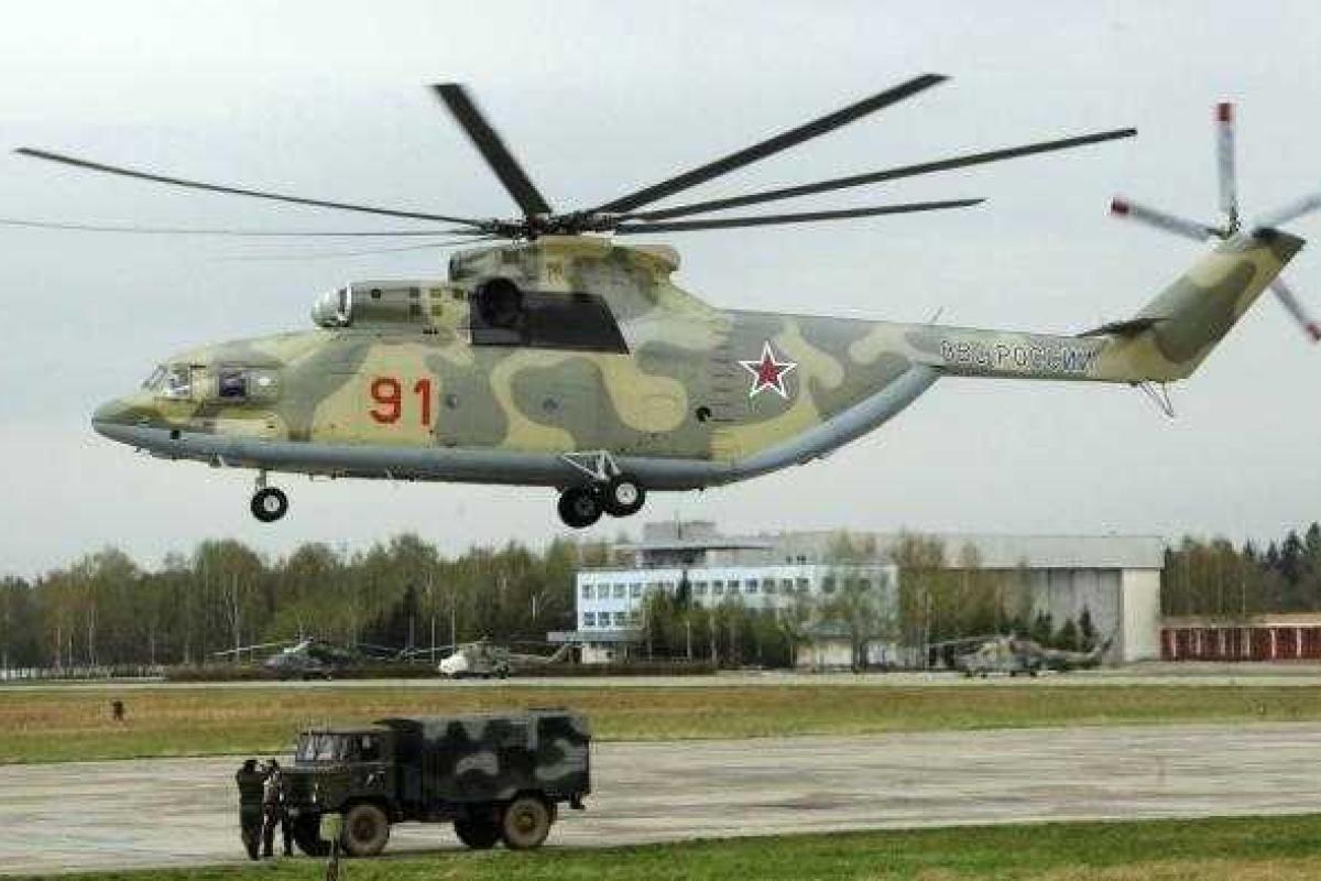 Военные вертолеты РФ группами мониторят границу с Украиной, - ГПСУ