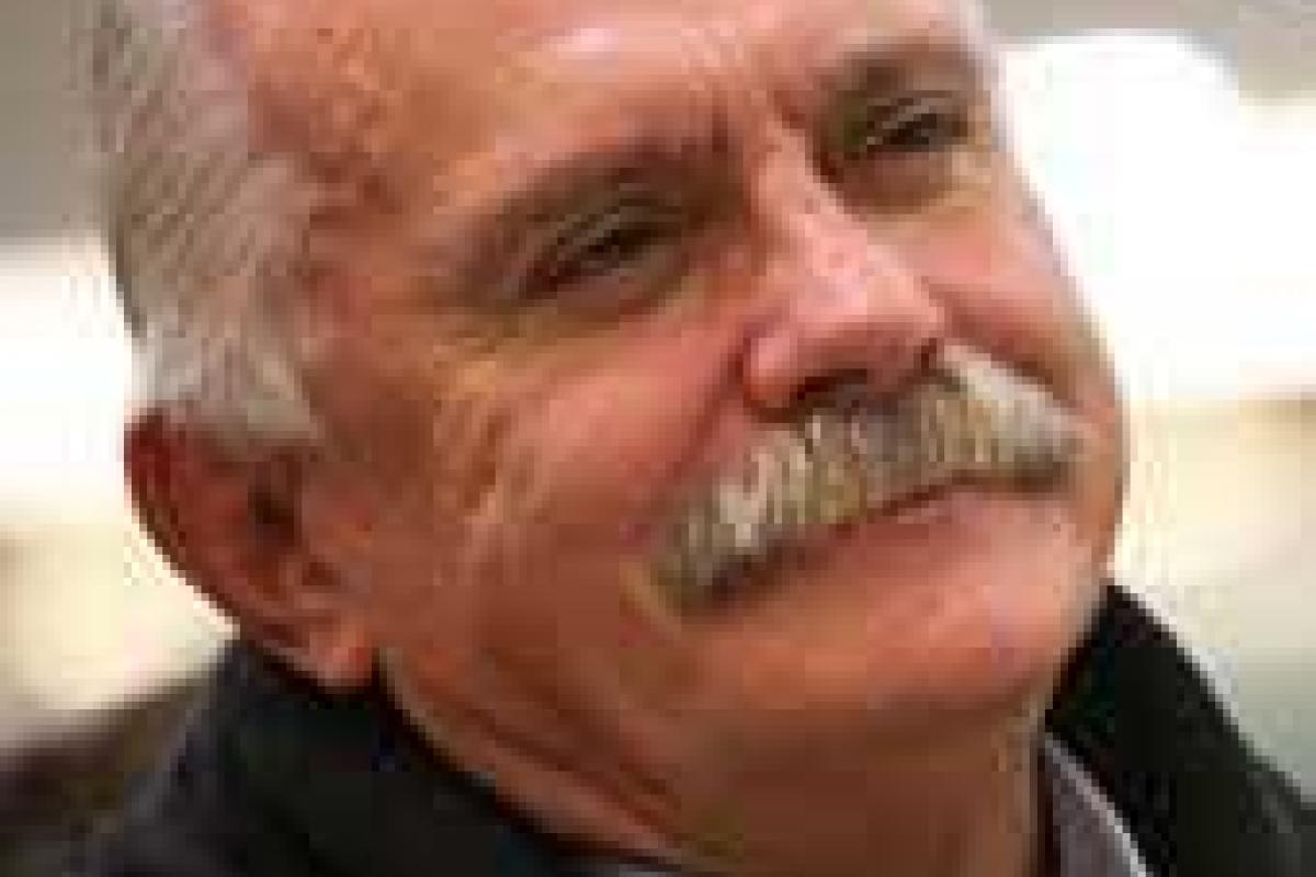 Никита Михалков предлагает создать телеканал для начинающих кинематографистов Никита Михалков предлагает создать телеканал для начинающих кинематографистов