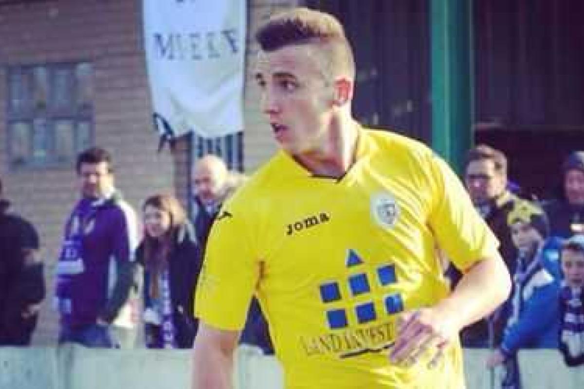 23-летний бельгийский футболист умер после приступа во время матча 23-летний бельгийский футболист умер после приступа во время матча