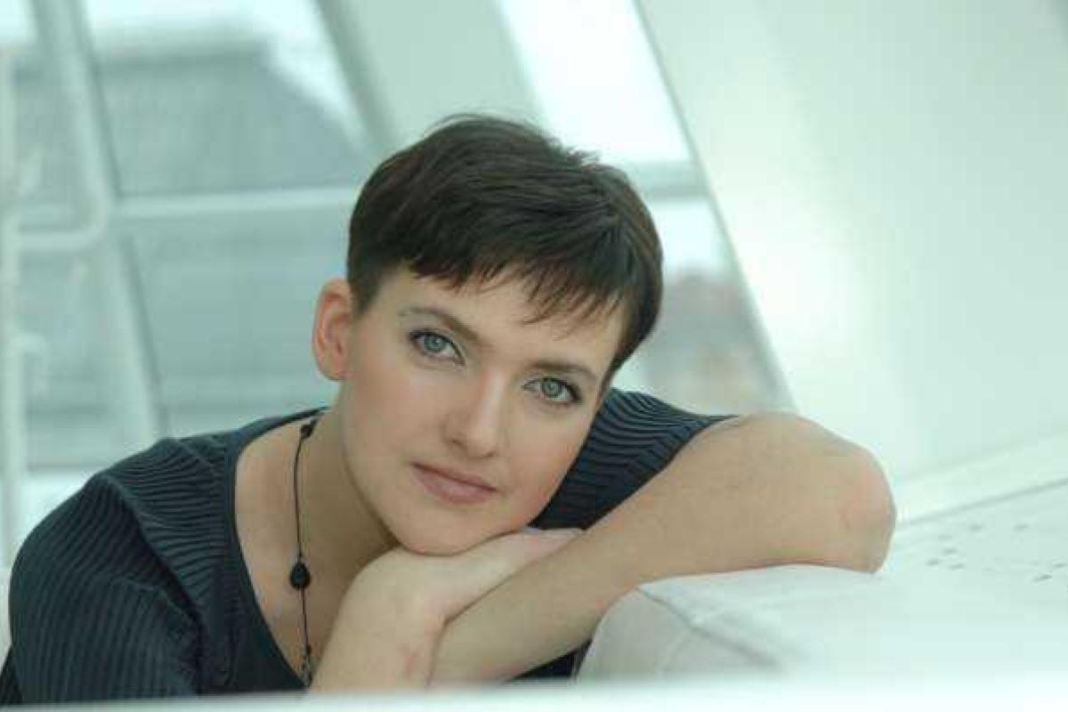 Надежду Савченко с Днем рождения поздравит весь мир Надежду Савченко с Днем рождения поздравит весь мир