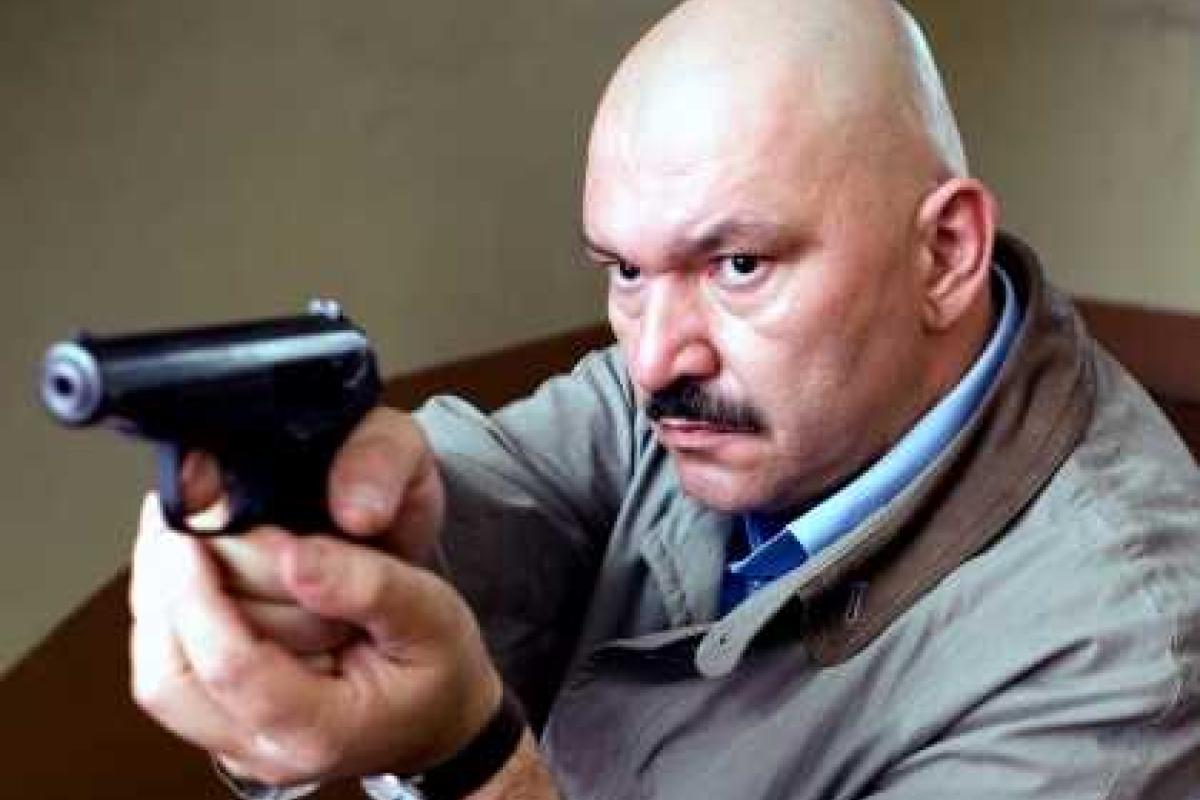 Актера Венгерова из-за предсмертного письма обвинили в пиаре Актера Венгерова из-за предсмертного письма обвинили в пиаре