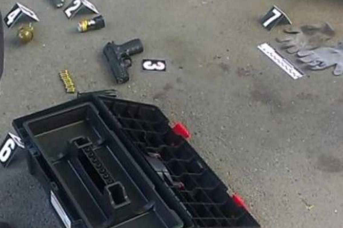 В Киеве задержан мужчина с предметами похожими на оружие В Киеве задержан мужчина с предметами похожими на оружие