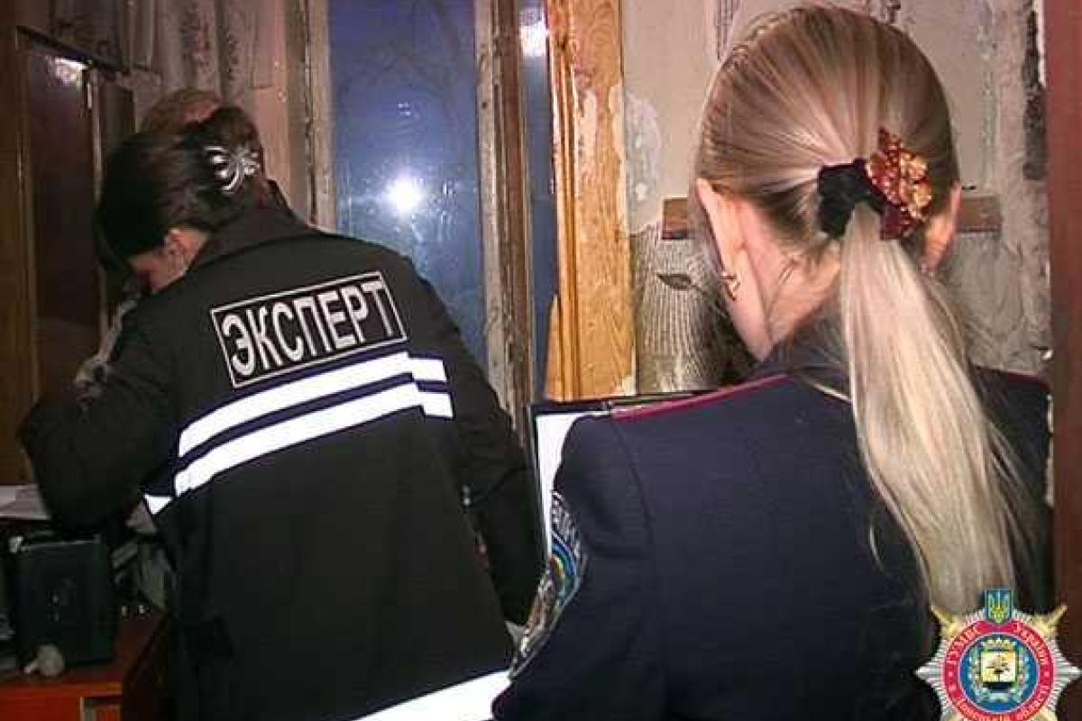 Дружеское застолье в Мариуполе закончилось разбойным нападением на хозяина дома