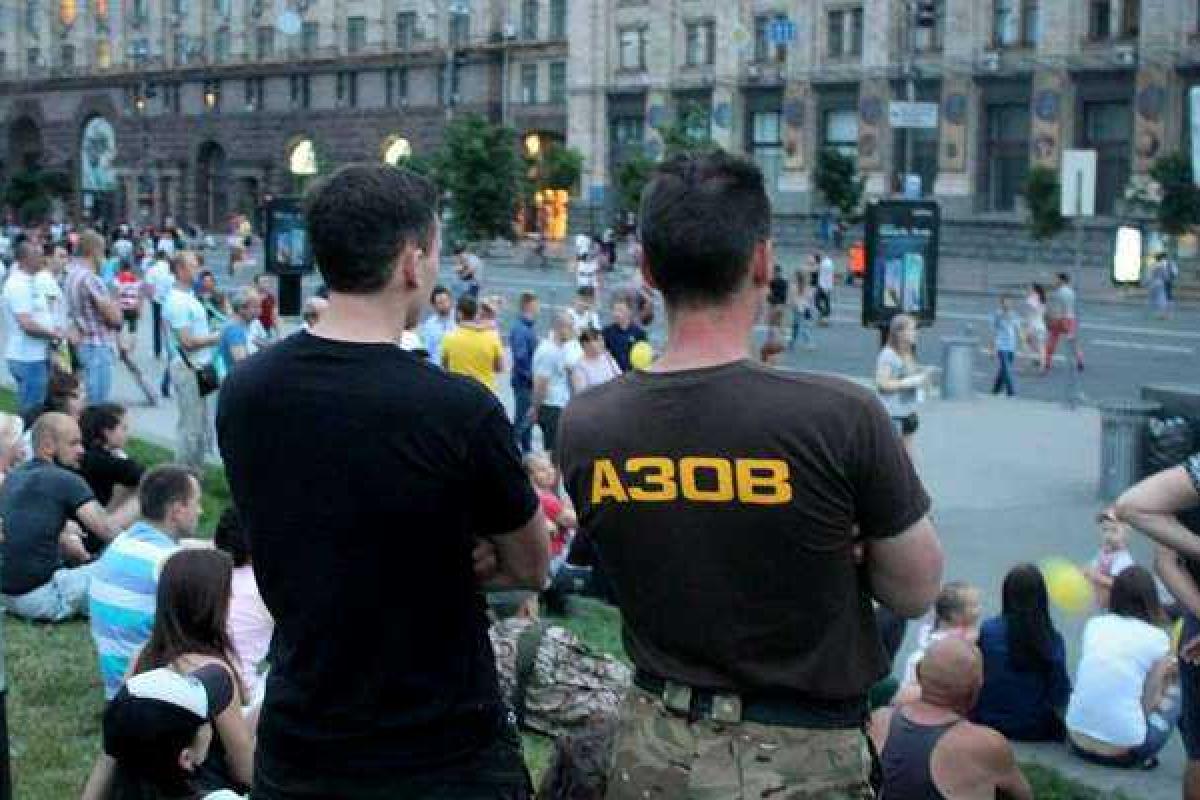 Интерпол разыскивает двух бойцов «Азова» - СМИ Интерпол разыскивает двух бойцов «Азова» - СМИ