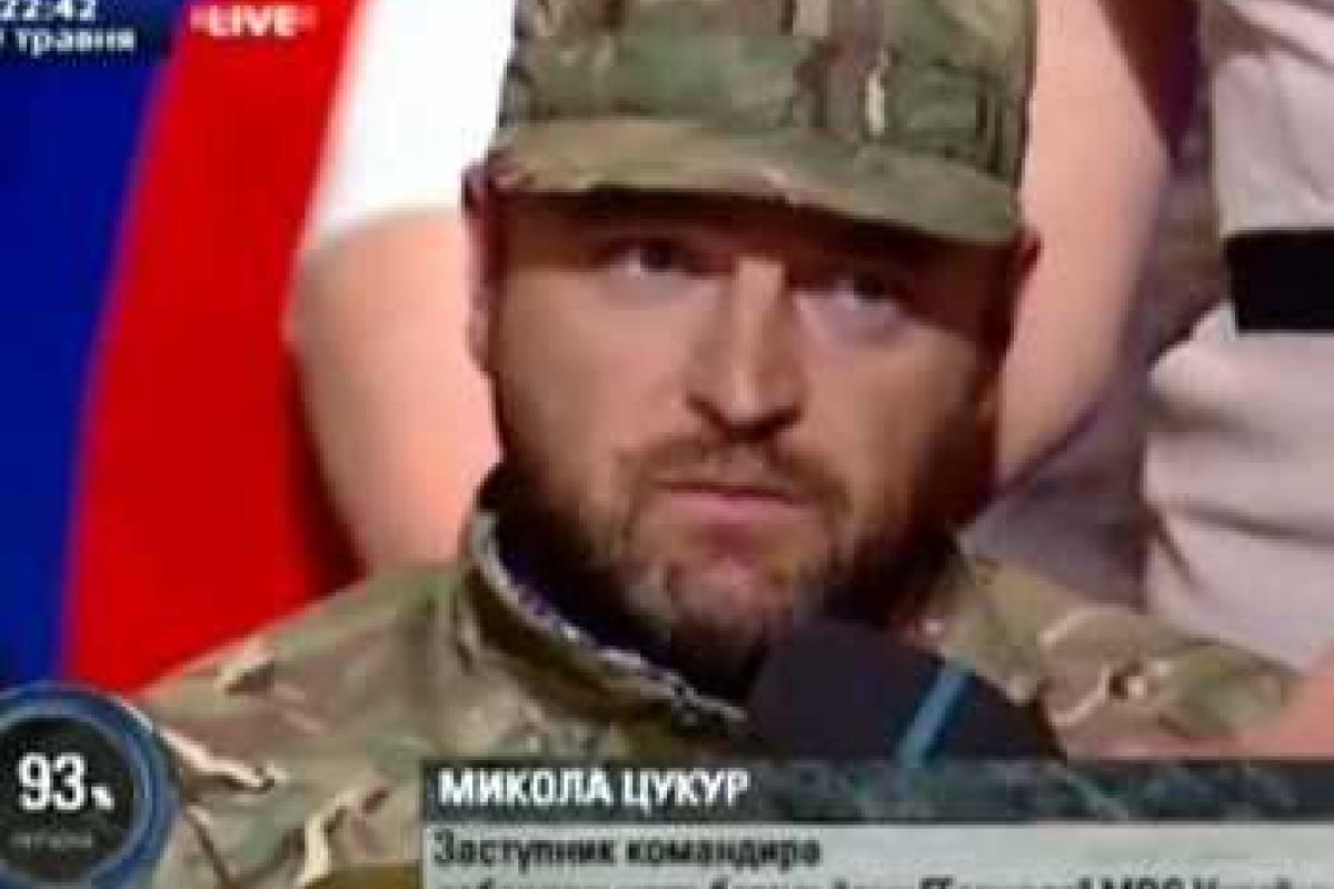 После выступления у Шустера замкомбата "Торнадо" о коррупции в зоне АТО его дом сожгли После выступления у Шустера замкомбата "Торнадо" о коррупции в зоне АТО его дом сожгли