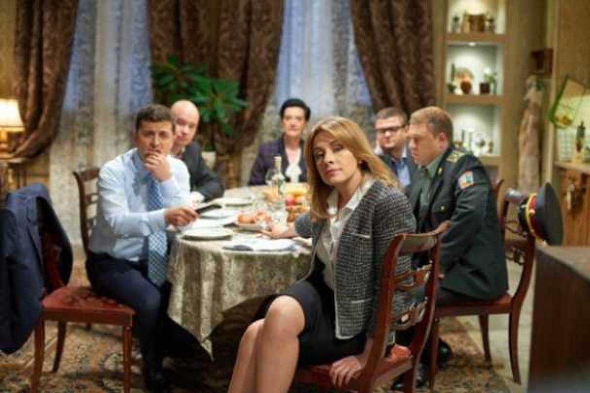 Зеленский сыграл президента в 40-серийном ситкоме