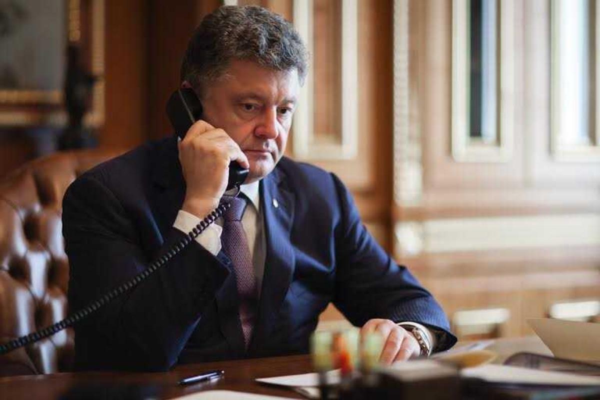 Президент Украины констатировал отсутствие прогресса в исполнении минских соглашений Президент Украины констатировал отсутствие прогресса в исполнении минских соглашений