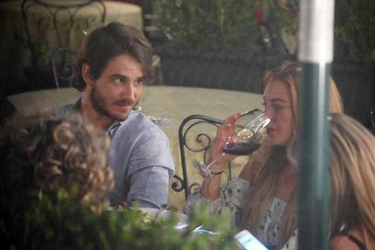 Cердцеедка Линдсей Лохан встречается с итальянским бизнесменом Cердцеедка Линдсей Лохан встречается с итальянским бизнесменом